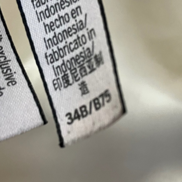 Victoria's Secret Push Up Bra 34B UW Black Gold Lace - Picture 6 of 7